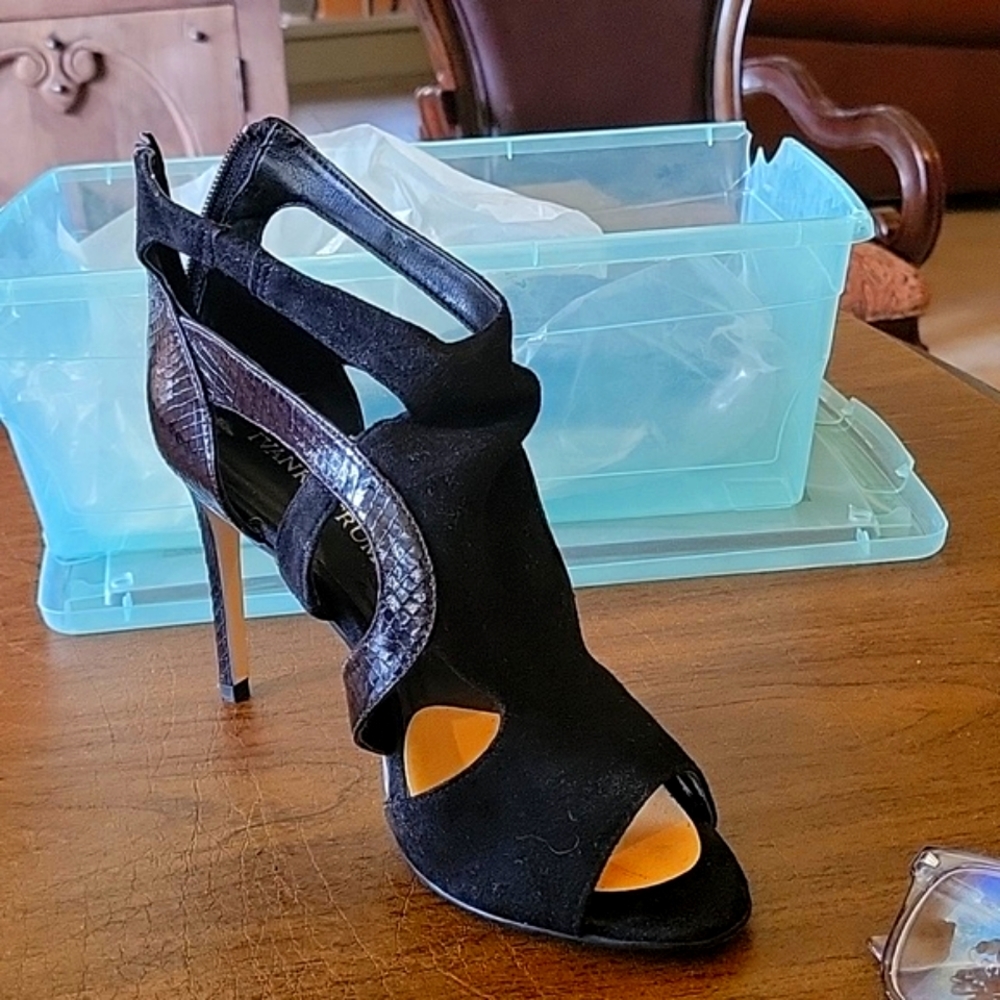 Ivanka Trump 3" high heels